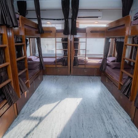 Pearl Courtyard Dormitory 바라나시 외부 사진