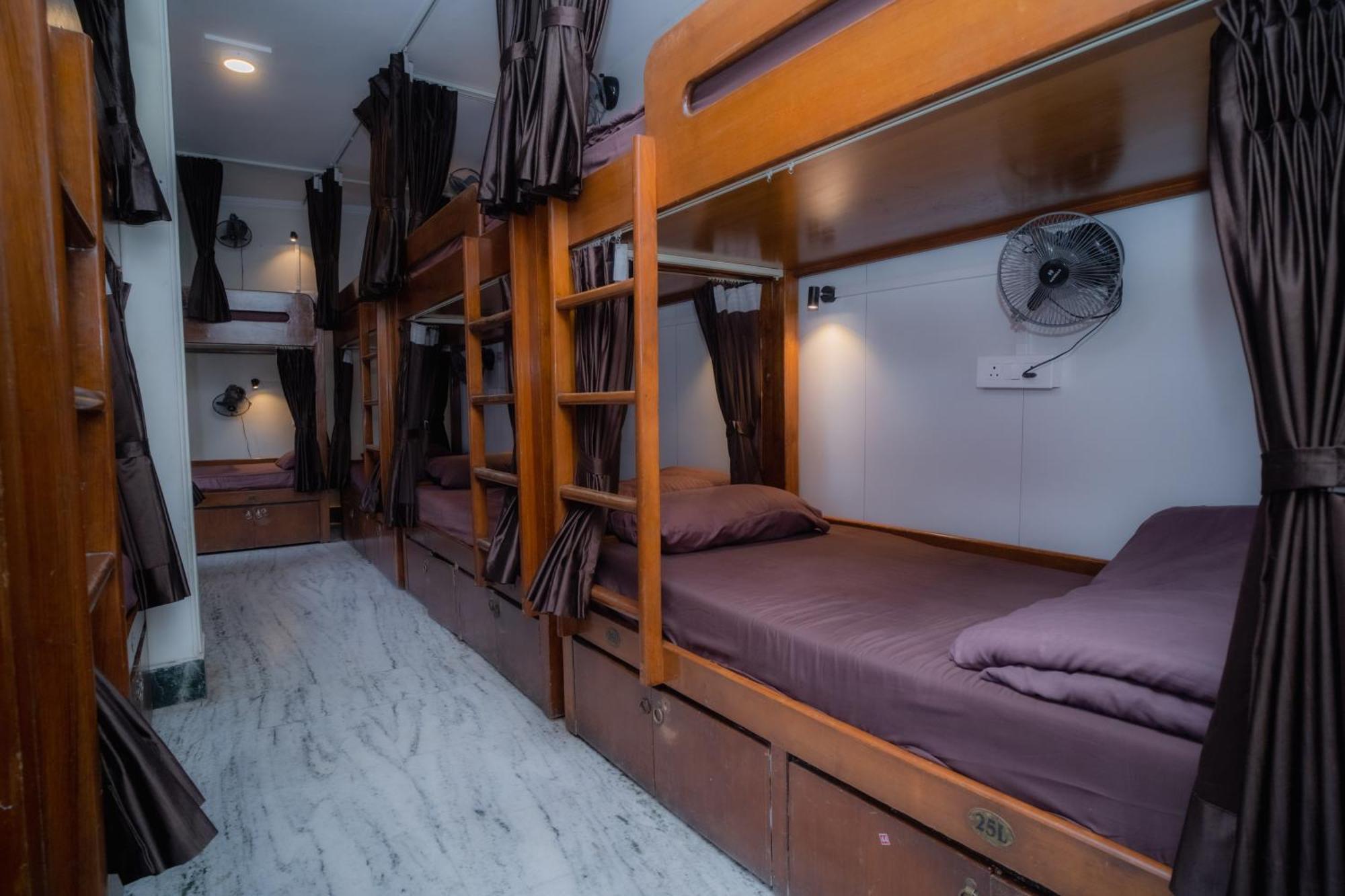 Pearl Courtyard Dormitory 바라나시 외부 사진
