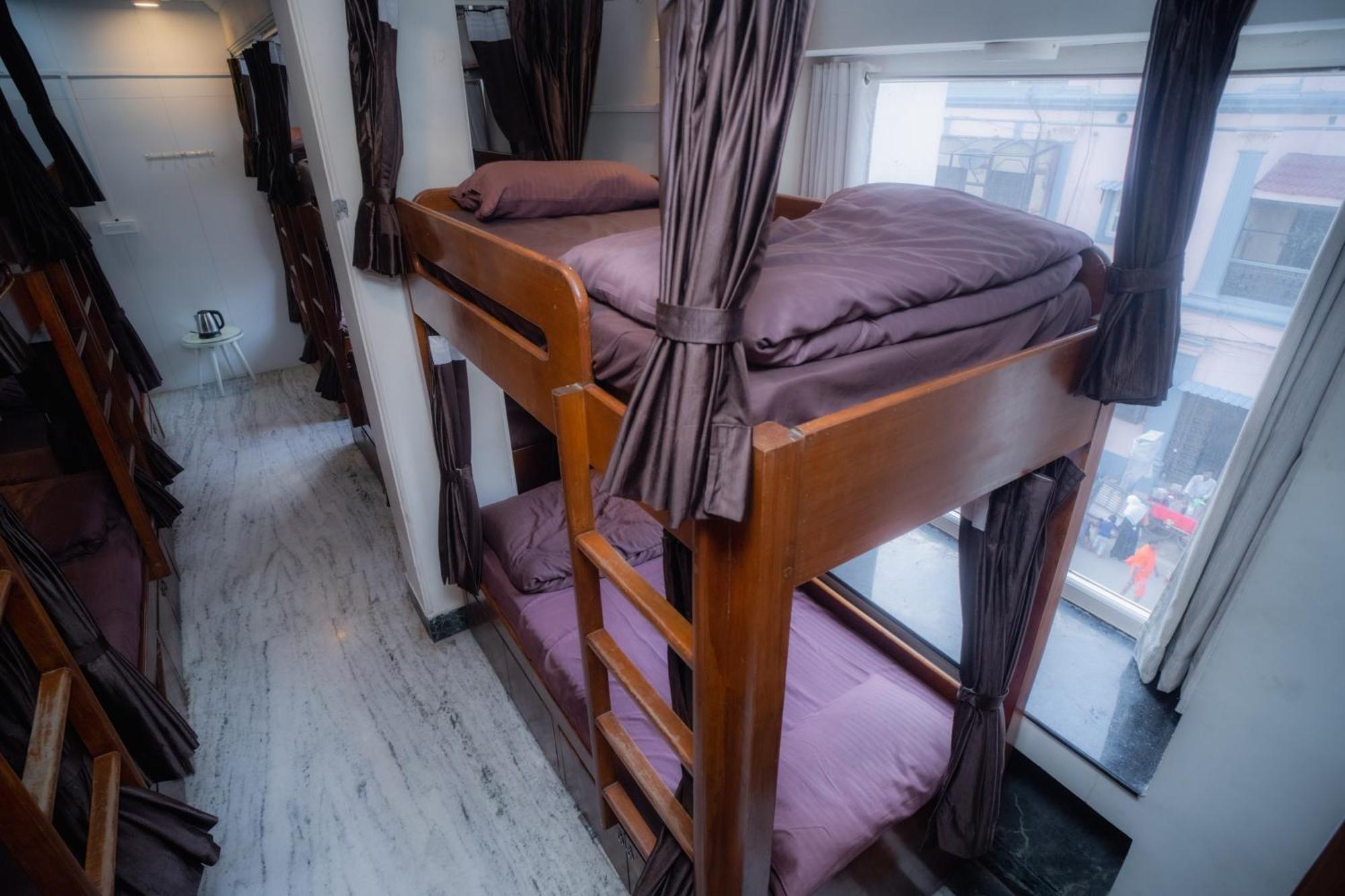 Pearl Courtyard Dormitory 바라나시 외부 사진