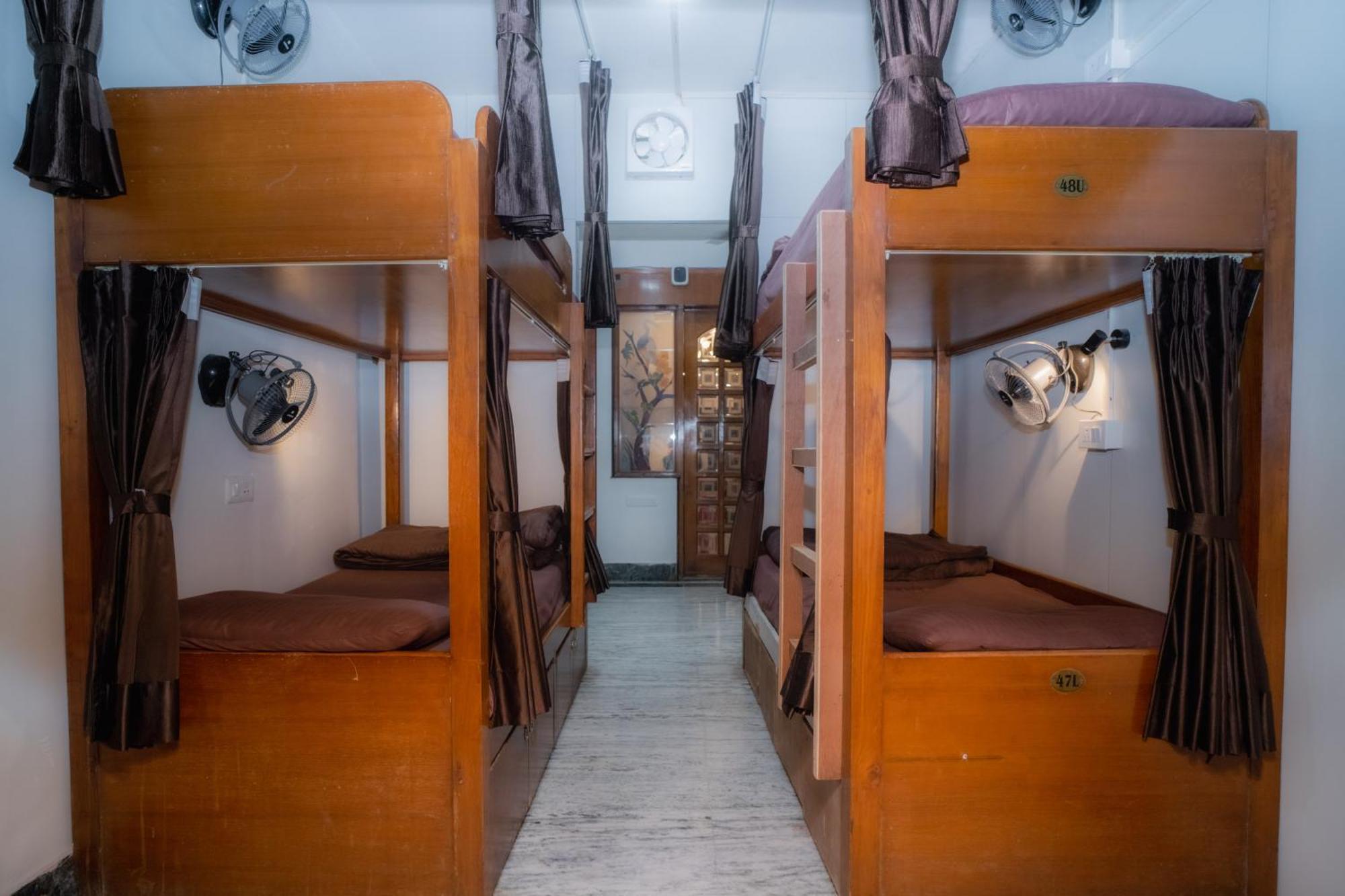 Pearl Courtyard Dormitory 바라나시 외부 사진
